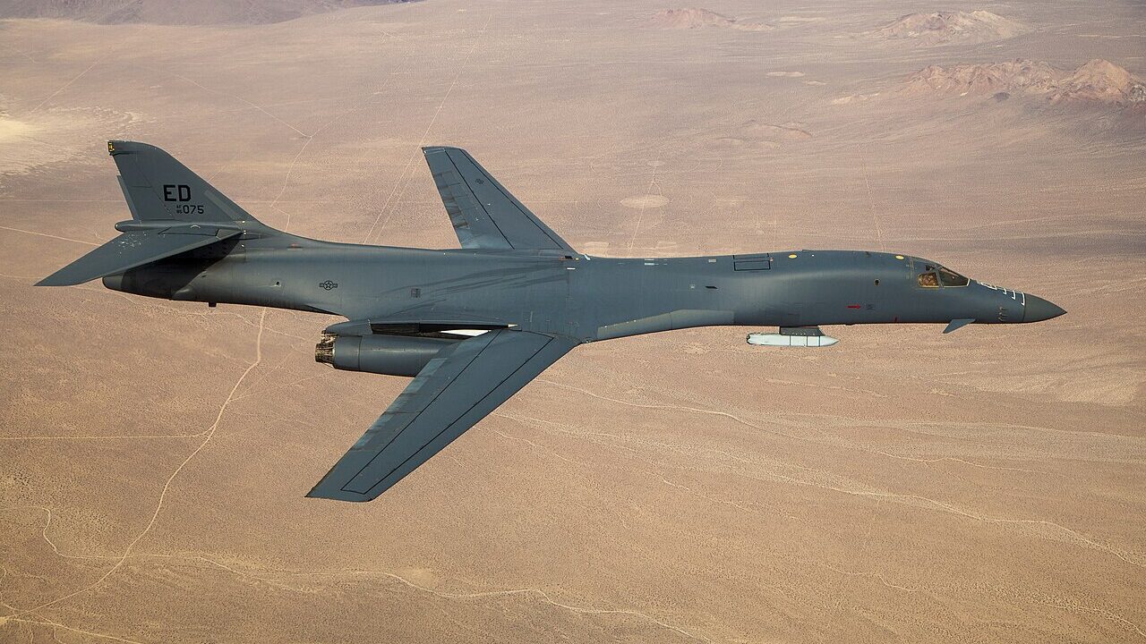 Global Power Bomber CTF conducts B-1B external captive carry demonstration.