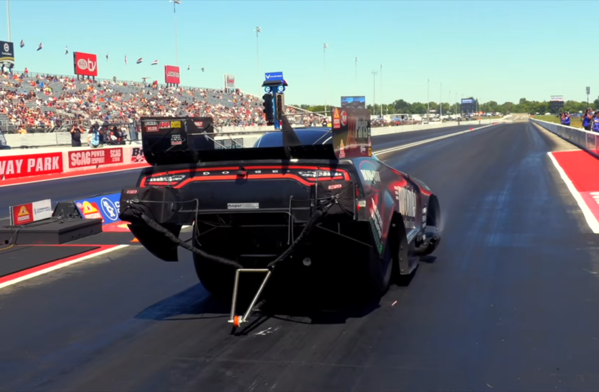 nitro funny car 330 miles per hour