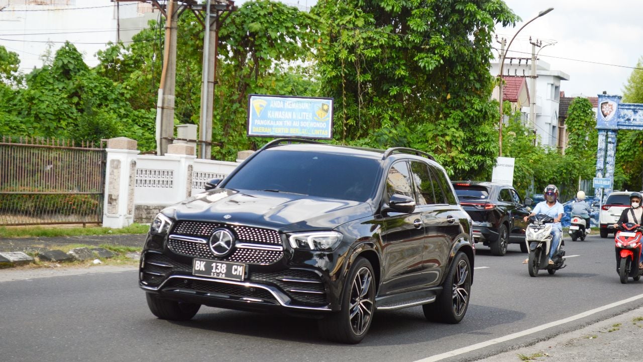 Mercedes Benz GLS 450