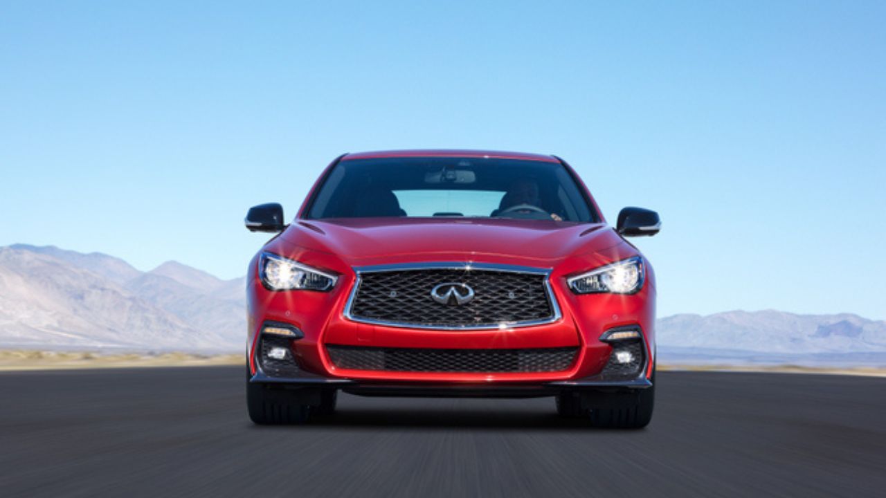 Infiniti Q50 Red Sport 400
