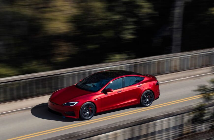 Tesla Model S