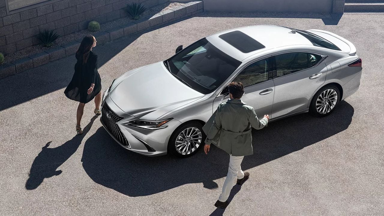 Lexus ES