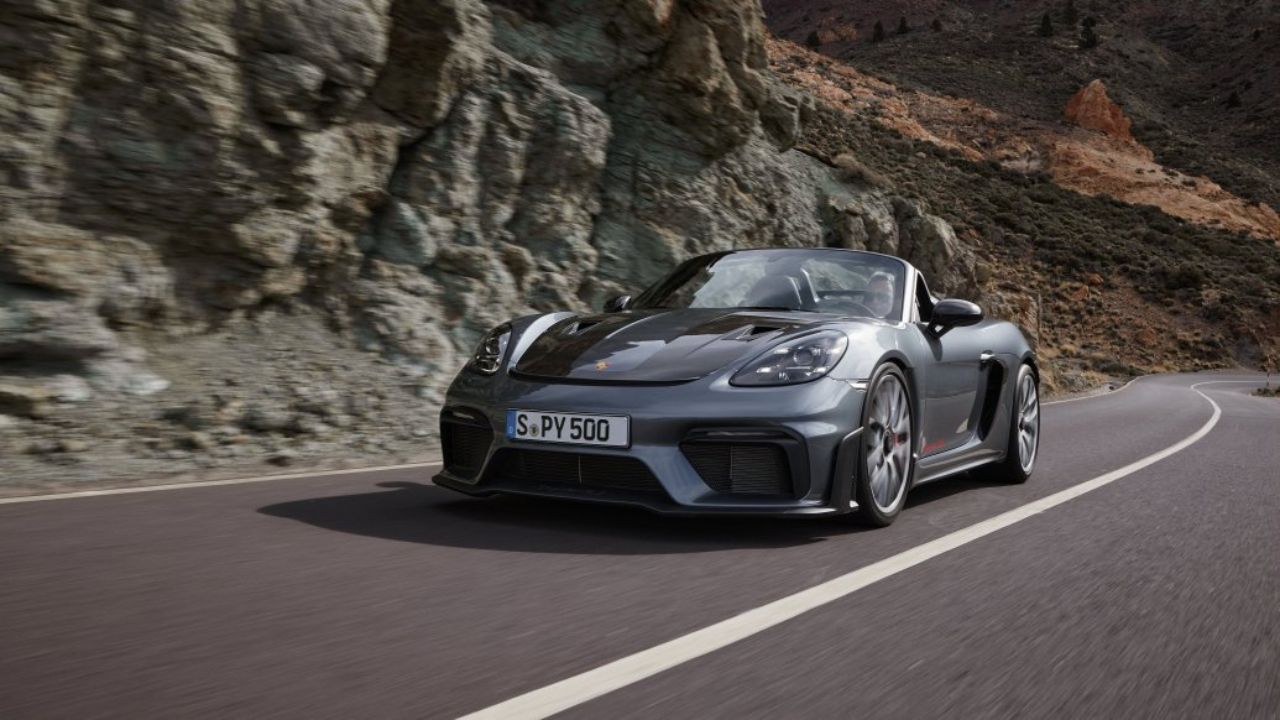 Porsche 718 Spyder RS