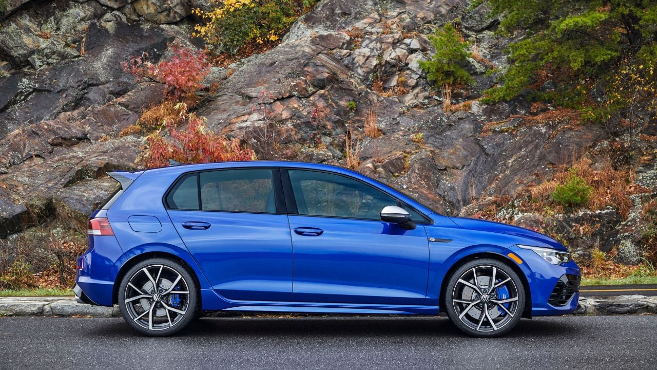 2024 Volkswagen Golf R 6-Speed