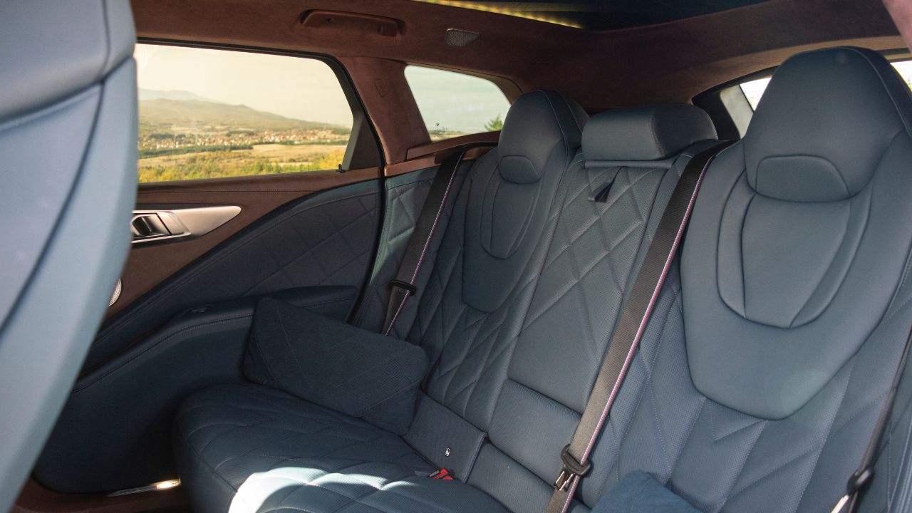 BMW XM
