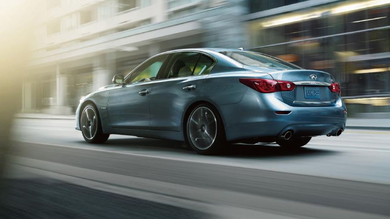2015 Infiniti Q50 Hybrid