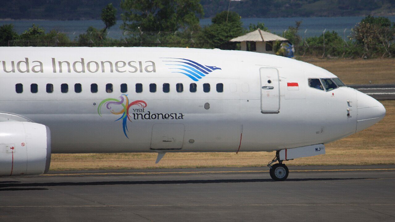 PK GMJ Boeing 737-8U3 (cn_30144_3249) Garuda Indonesia.