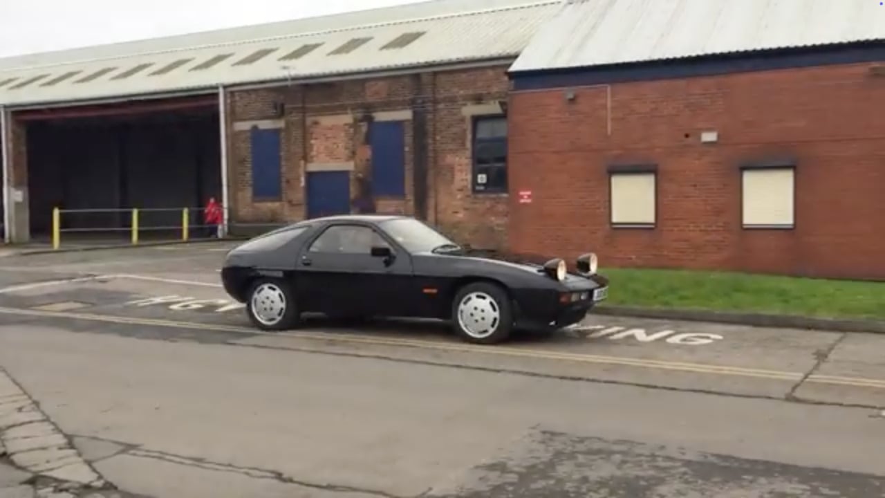 Porsche 928 S