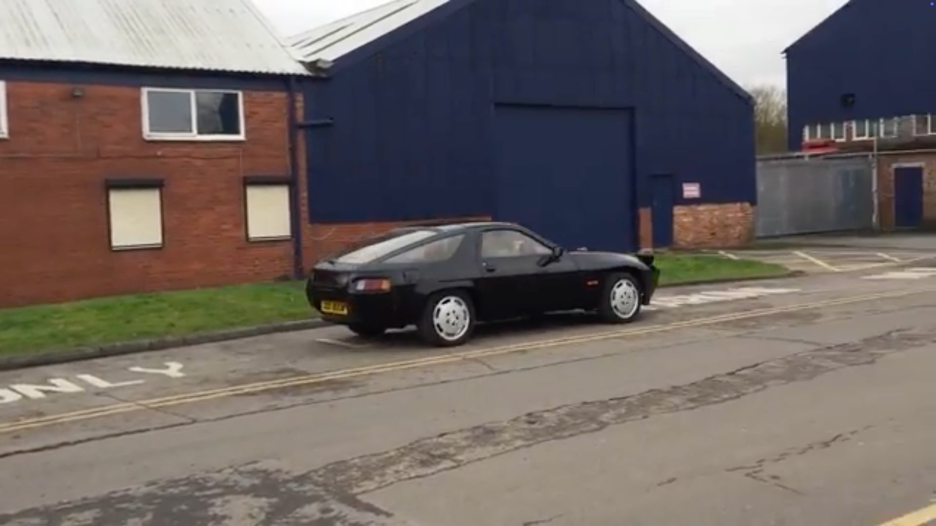 Porsche 928 S