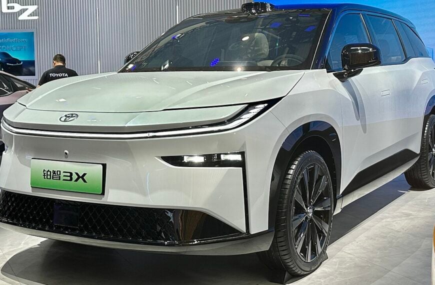 Toyota bZ3X.