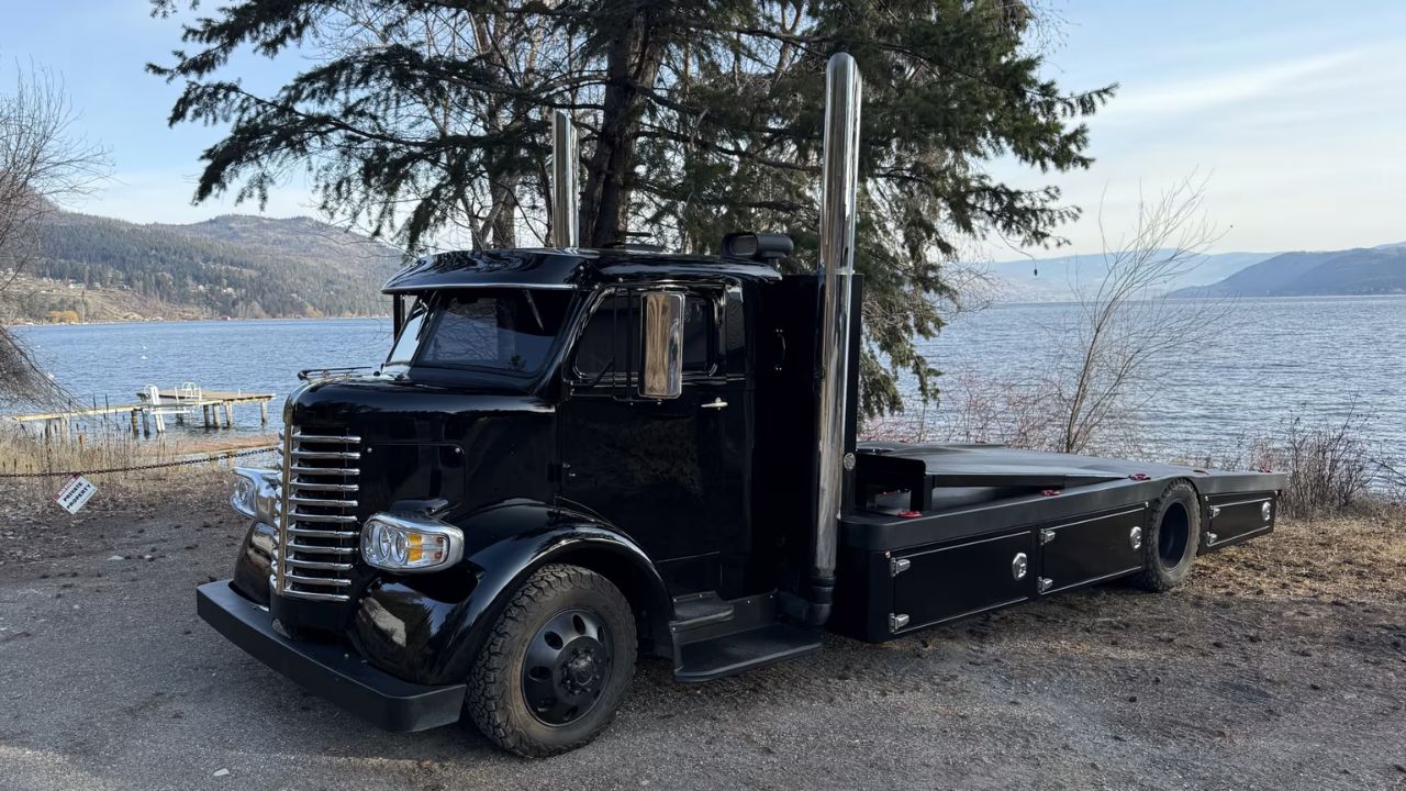1947 Diamond T COE Custom Flat Bed