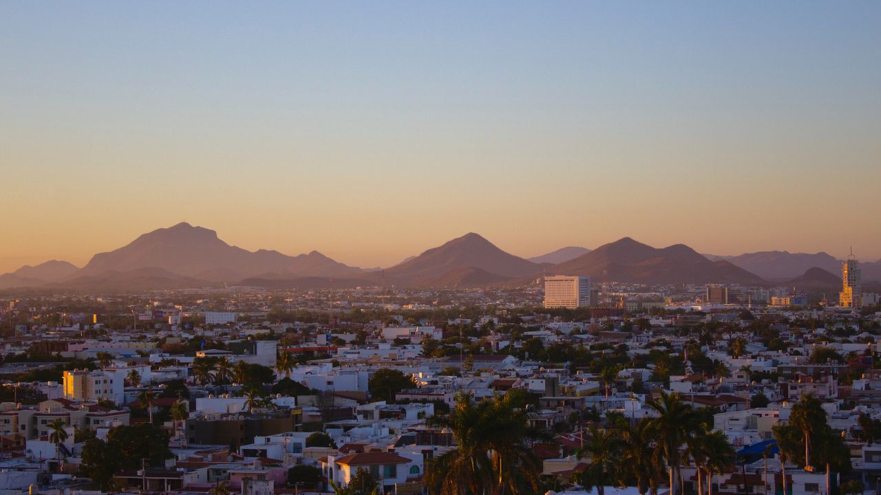Cityscape of Culiacán, Mexico, with surrounding mountains