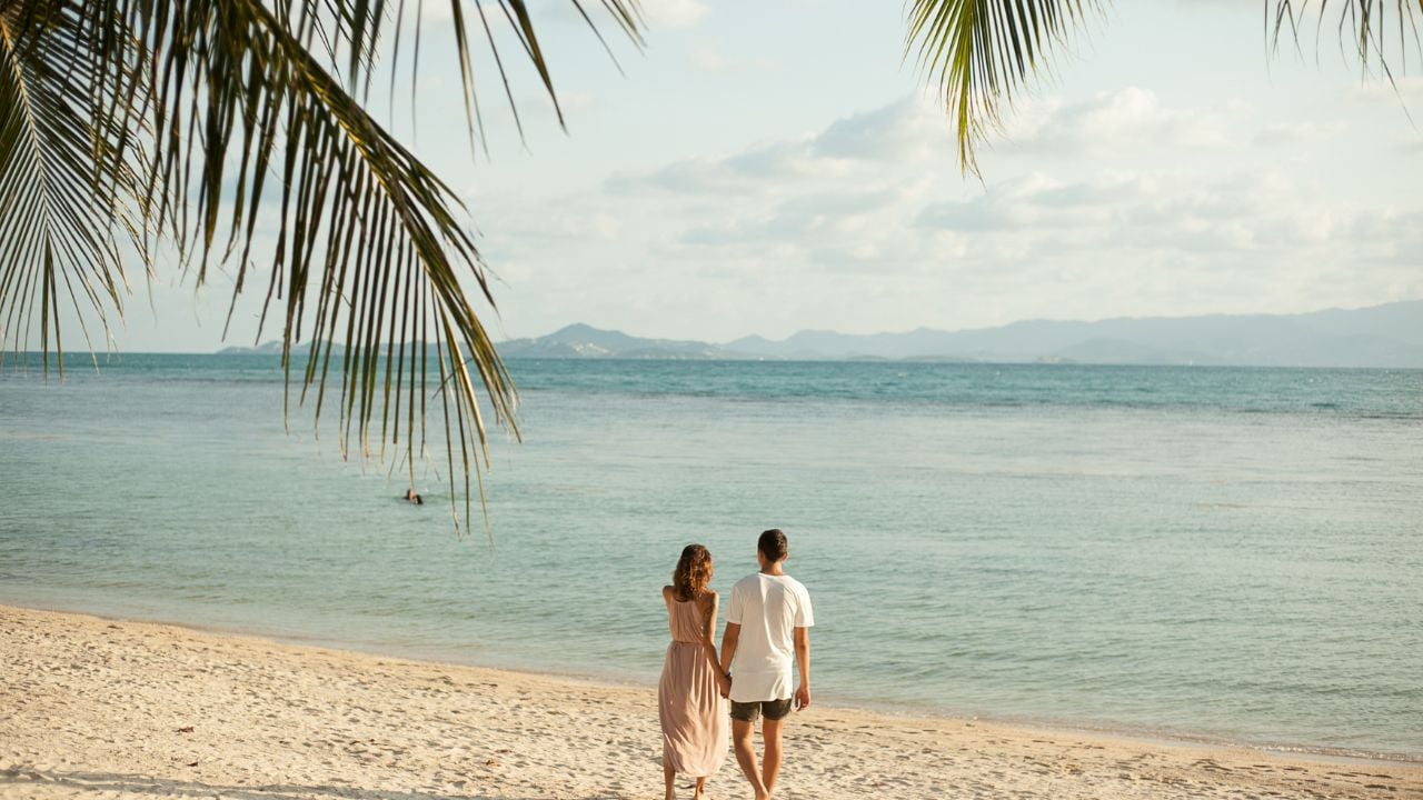 Beauty woman posing in the beach, love story, kiss, sunset time, valentine's day, cute, wedding, bride, Thailand honey moon,Beauty happy couple make selfie on the street girlfriend and her boyfriend