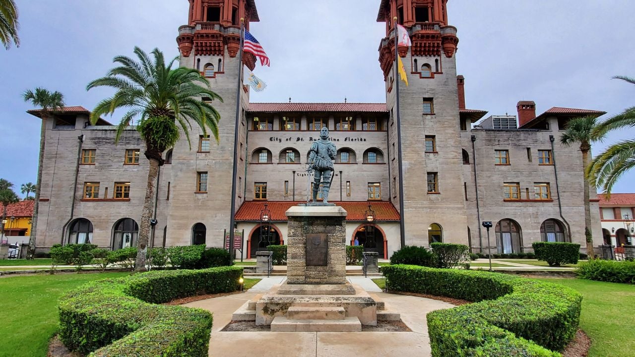 St Augustine, Florida, U.S.A - November 18, 2023 - The statue in front of the historic City Hall and Lightner Museum, once the old Alcazar Hotel