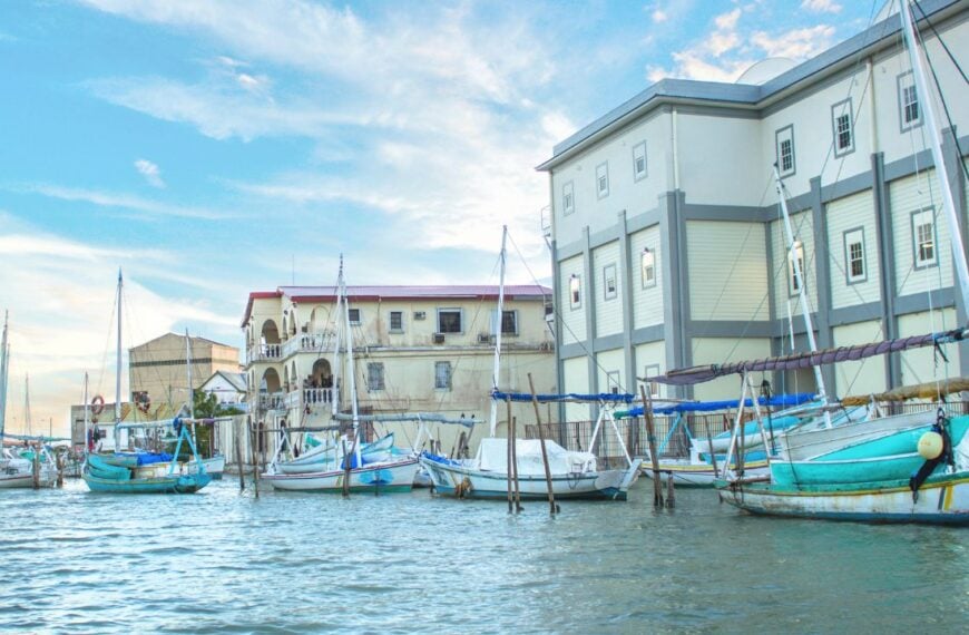 Belize City harbor water taxi