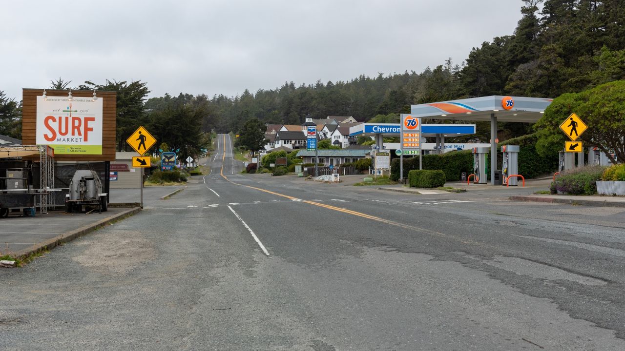 Gualala, CA, USA. 2023-05-15. Passing through the community of Gualala, on interstate highway 1