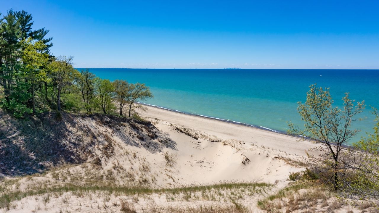 Indiana Dunes National Park with views of Lake Michigan and sand dunes