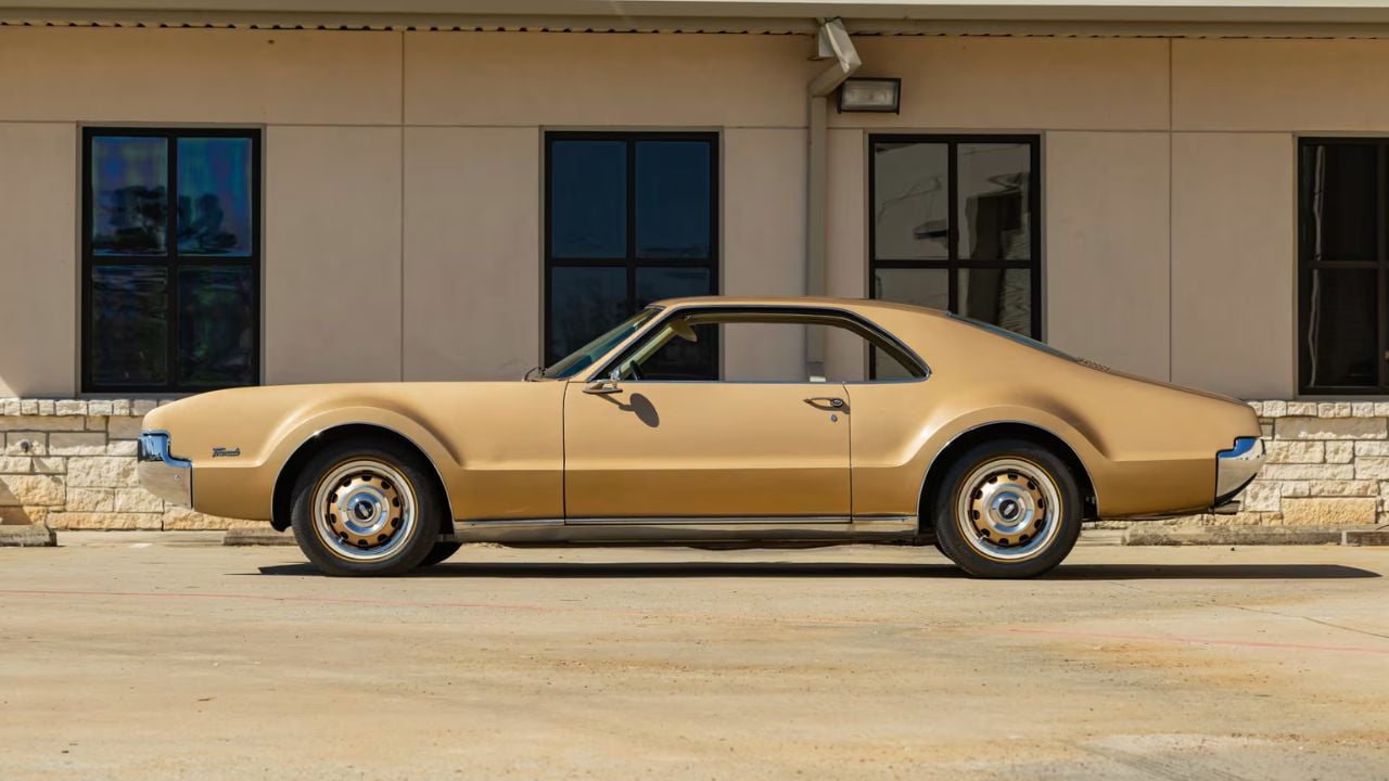 1966 Oldsmobile Toronado