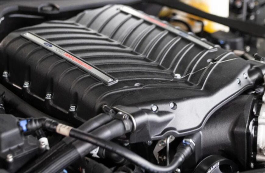 Ford-supercharged Coyote V8.