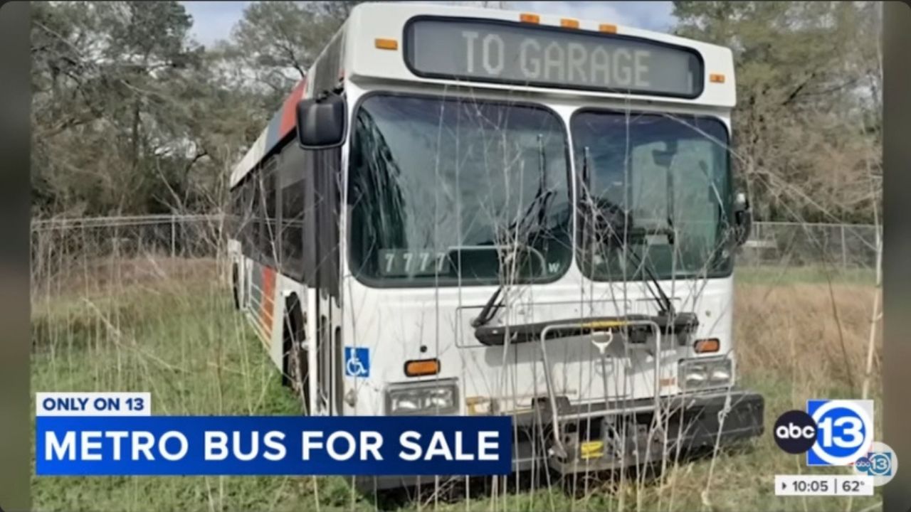 A Facebook Marketplace Bus Is Going Viral for All the Wrong Reasons.