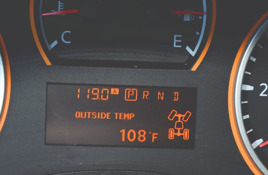 There Is No Safe Amount of Time To Leave Children or Pets in Cars