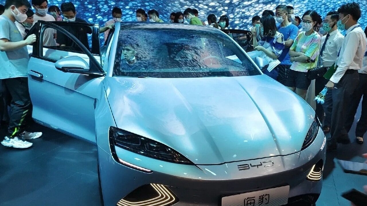 BYD_Seal_at_the_Auto_Show