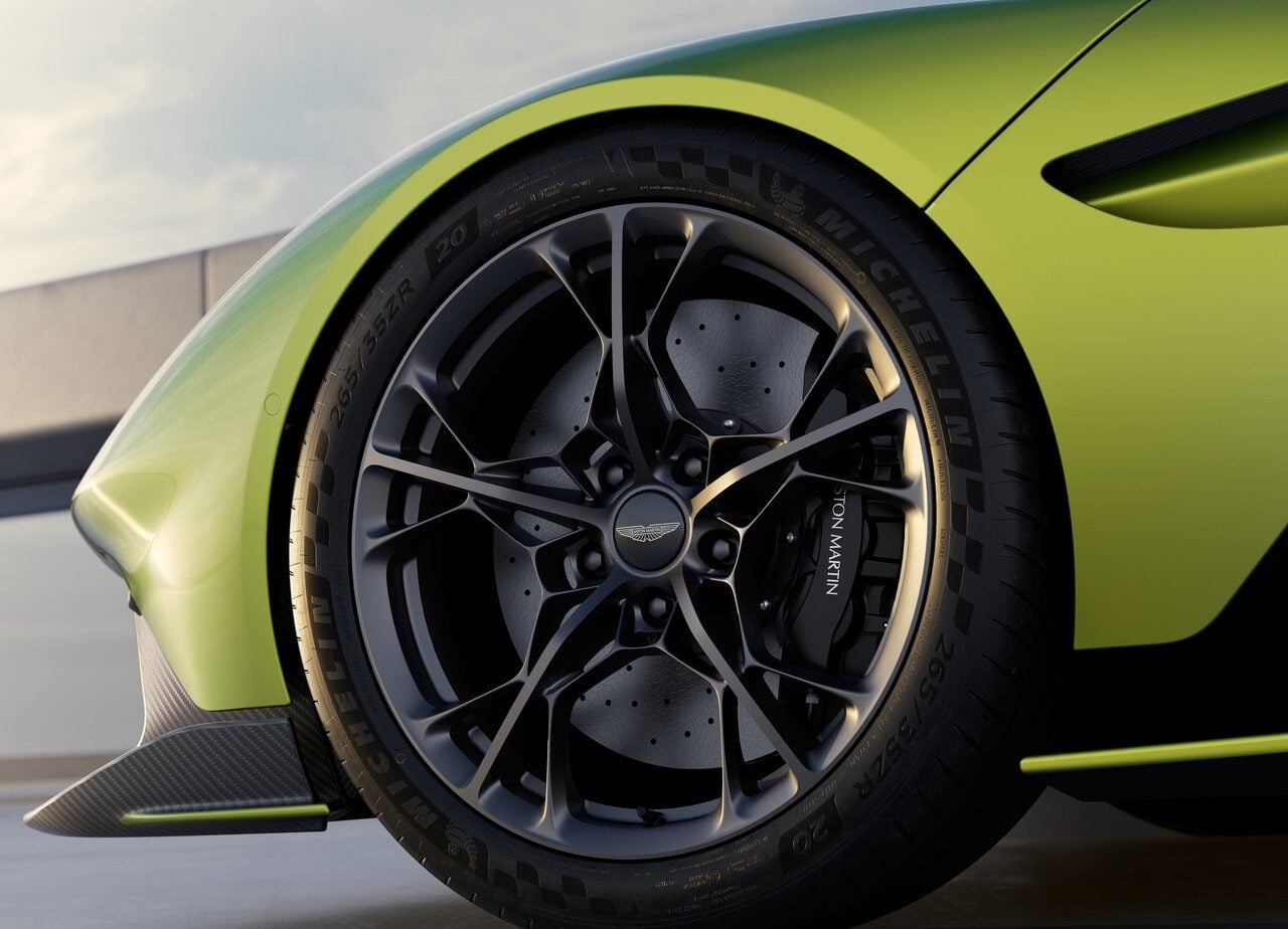 2026 Aston Martin Valhalla wheels.