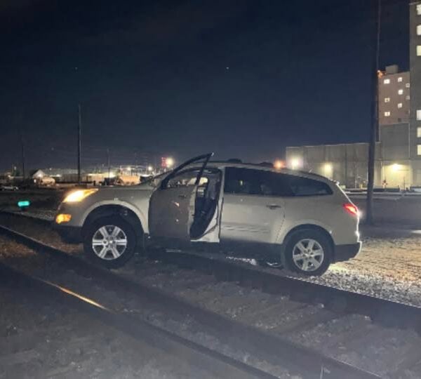 Seconds From Disaster: BNSF Crew Stops Train After Driver Gets Stuck on Tracks