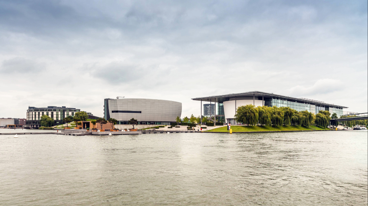 Volkswagen Autostadt Mittellandkanal