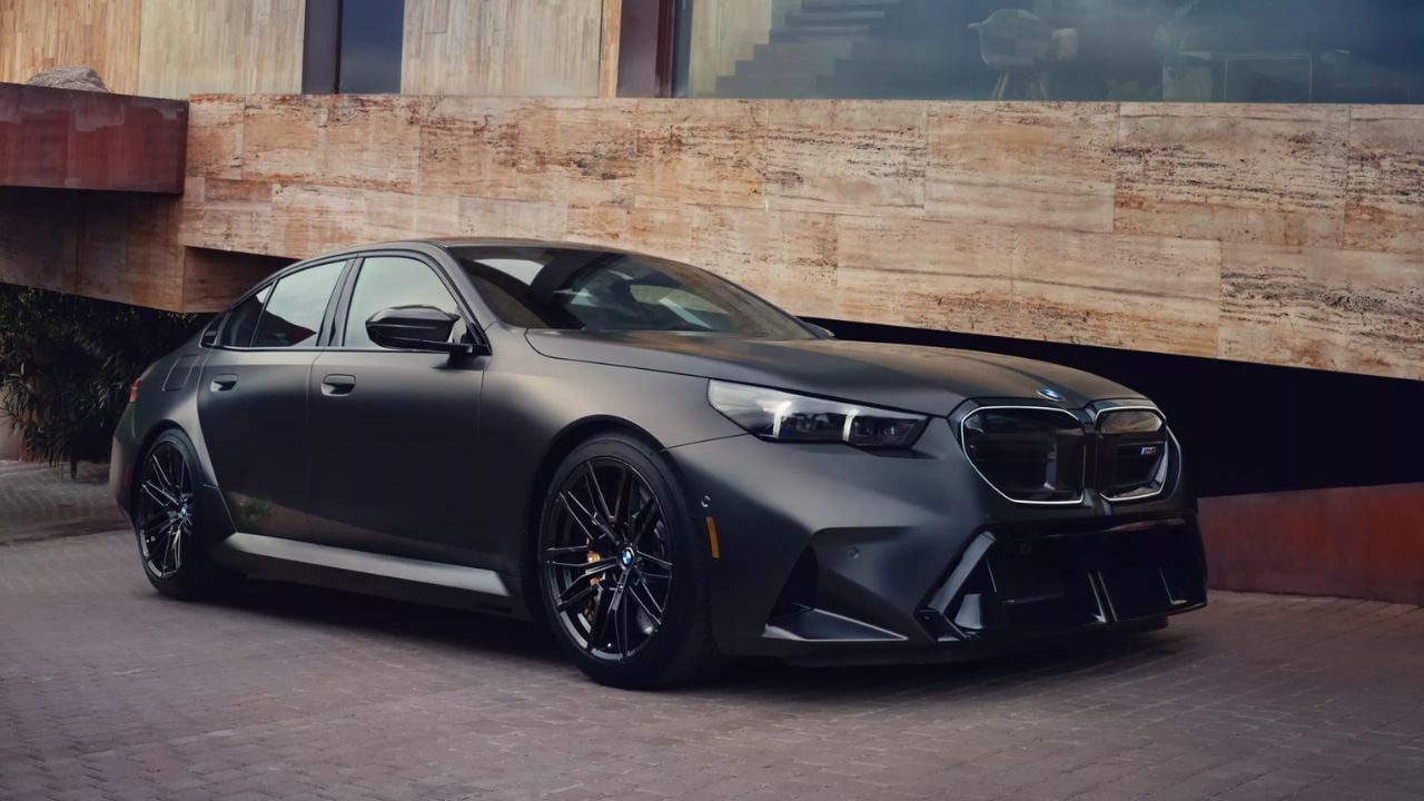 BMW M5 (G90)