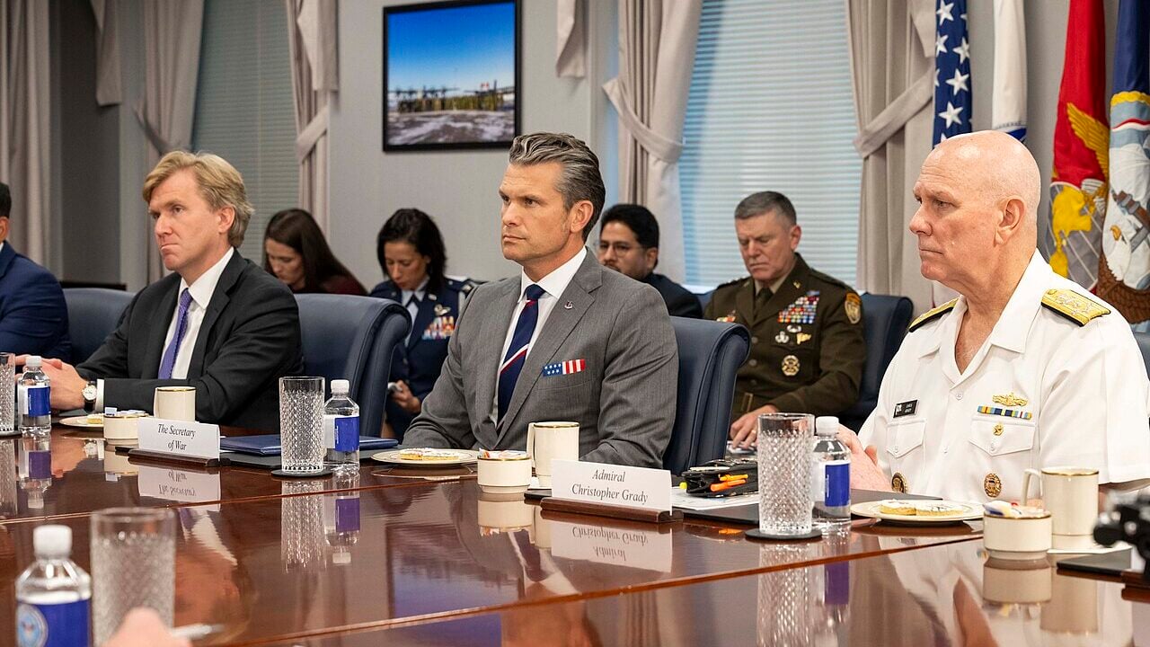 Secretary of War Pete Hegseth holds a bilateral exchange with Canadian Minister of Defense David McGuinty at the Pentagon, Washington, D.C., Sept. 22, 2025.