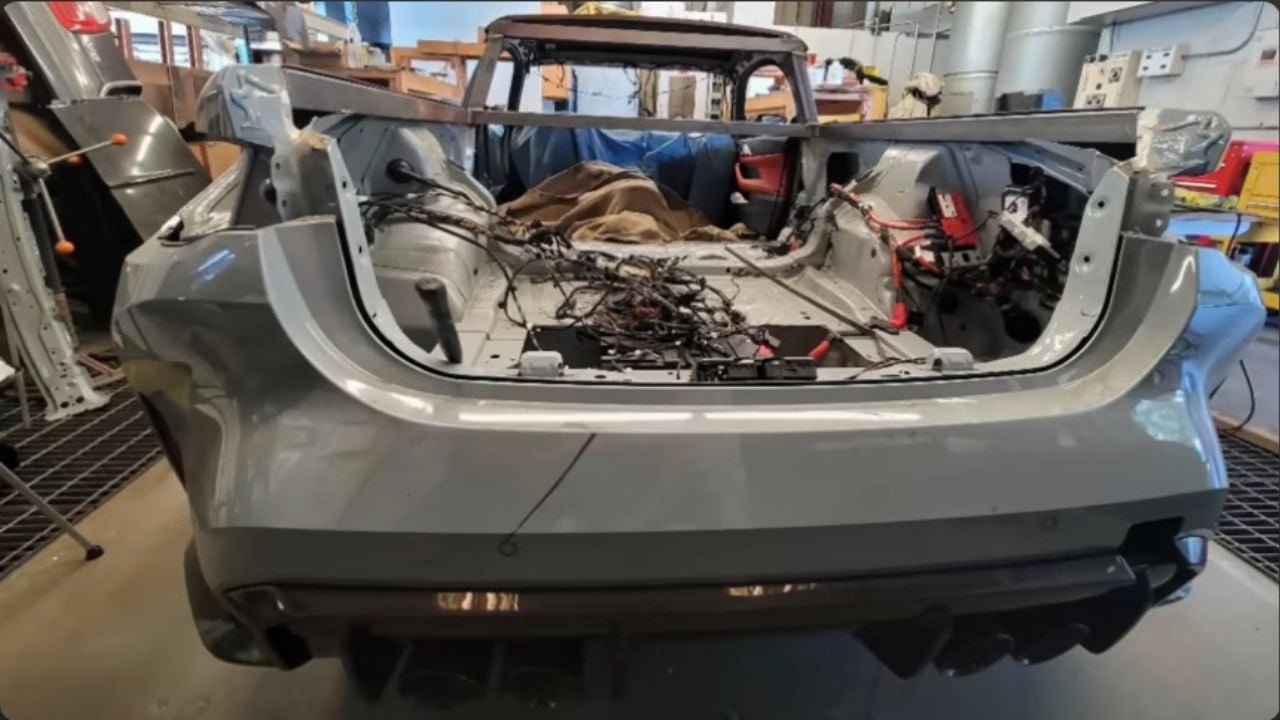 Someone Took a Fresh BMW M4 (G82) and Turned It Into a Pickup Because “Why Not”.