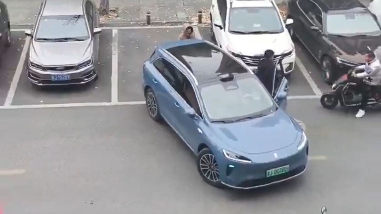 This woman stood her ground in a parking spot and believed she’d won, right up until the SUV parked itself.