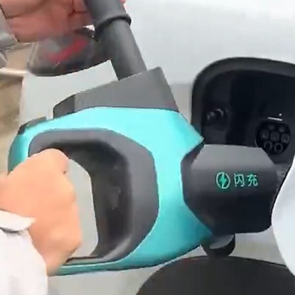 BYD Might Have Just Solved EV Charging, and Hardly Anyone Noticed.