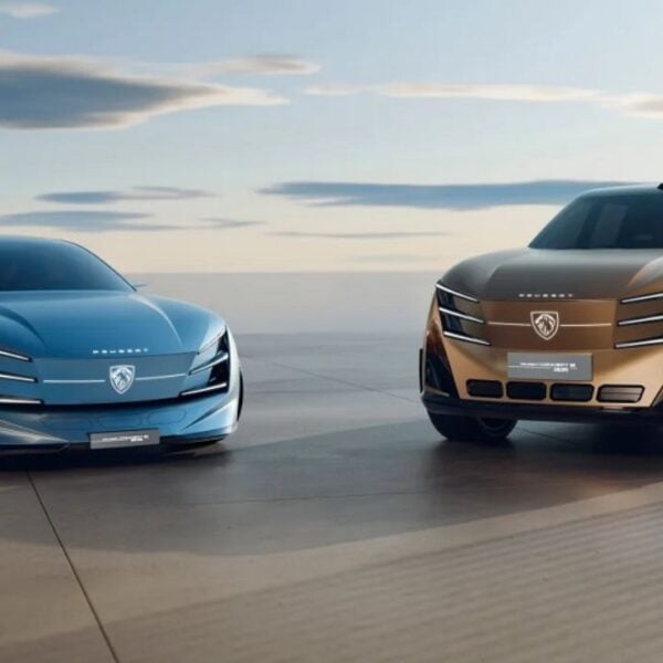 Peugeot Concept 6 and Concept 8