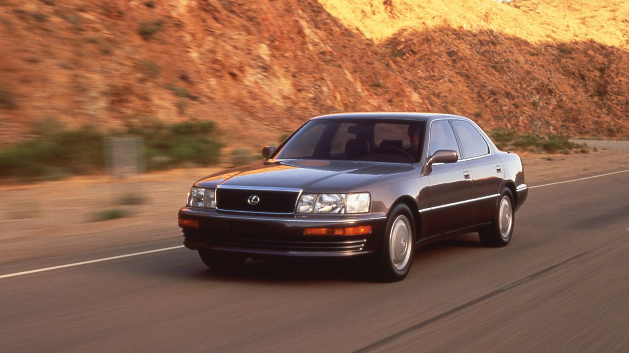 Lexus LS 400