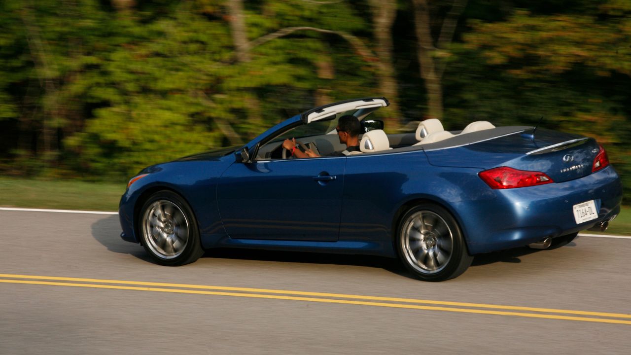 2013 INFINITI G Convertible