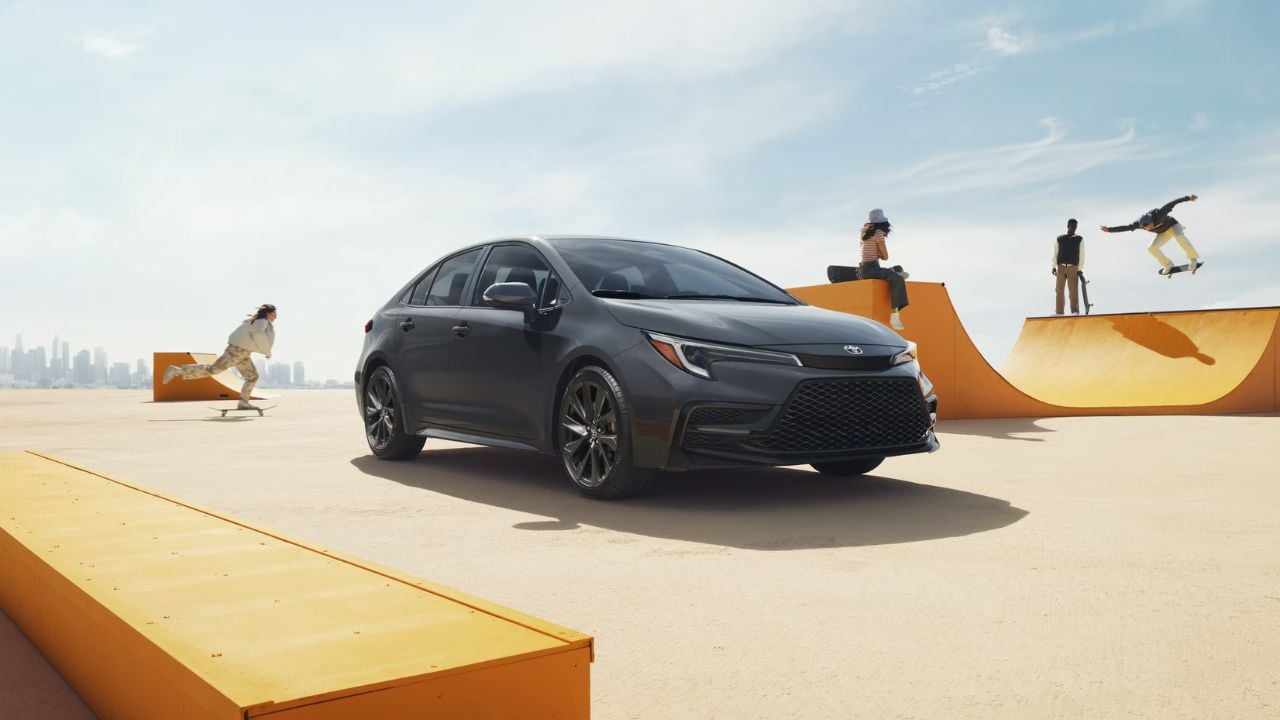 Toyota Corolla Hybrid LE