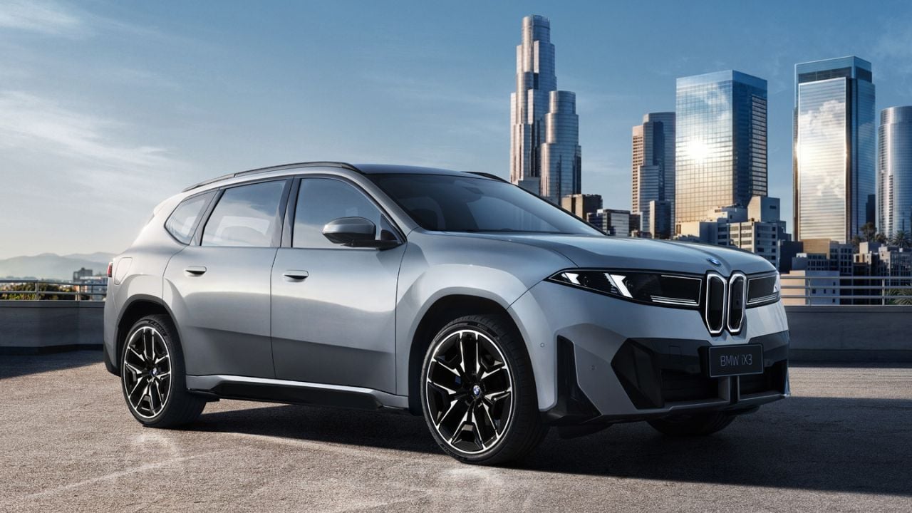 BMW iX3