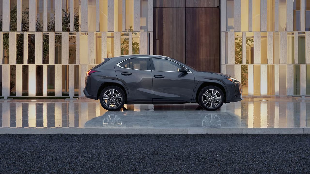 2026 Lexus UX 300h