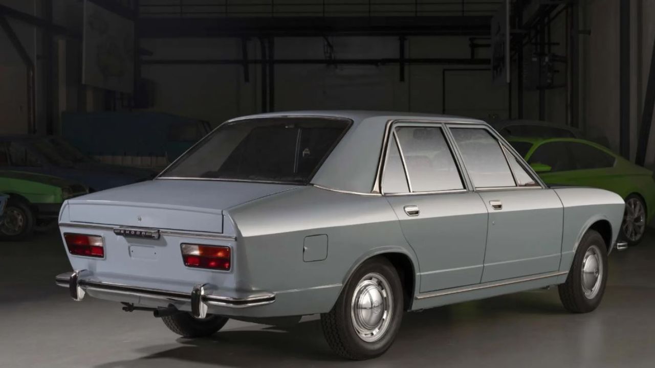Škoda 720