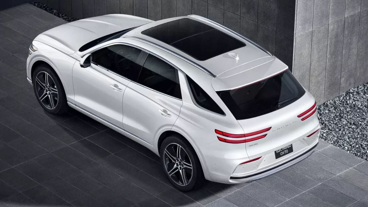 Genesis Electrified GV70
