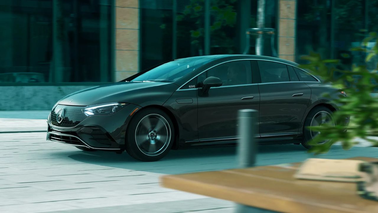 Mercedes-Benz EQE Sedan