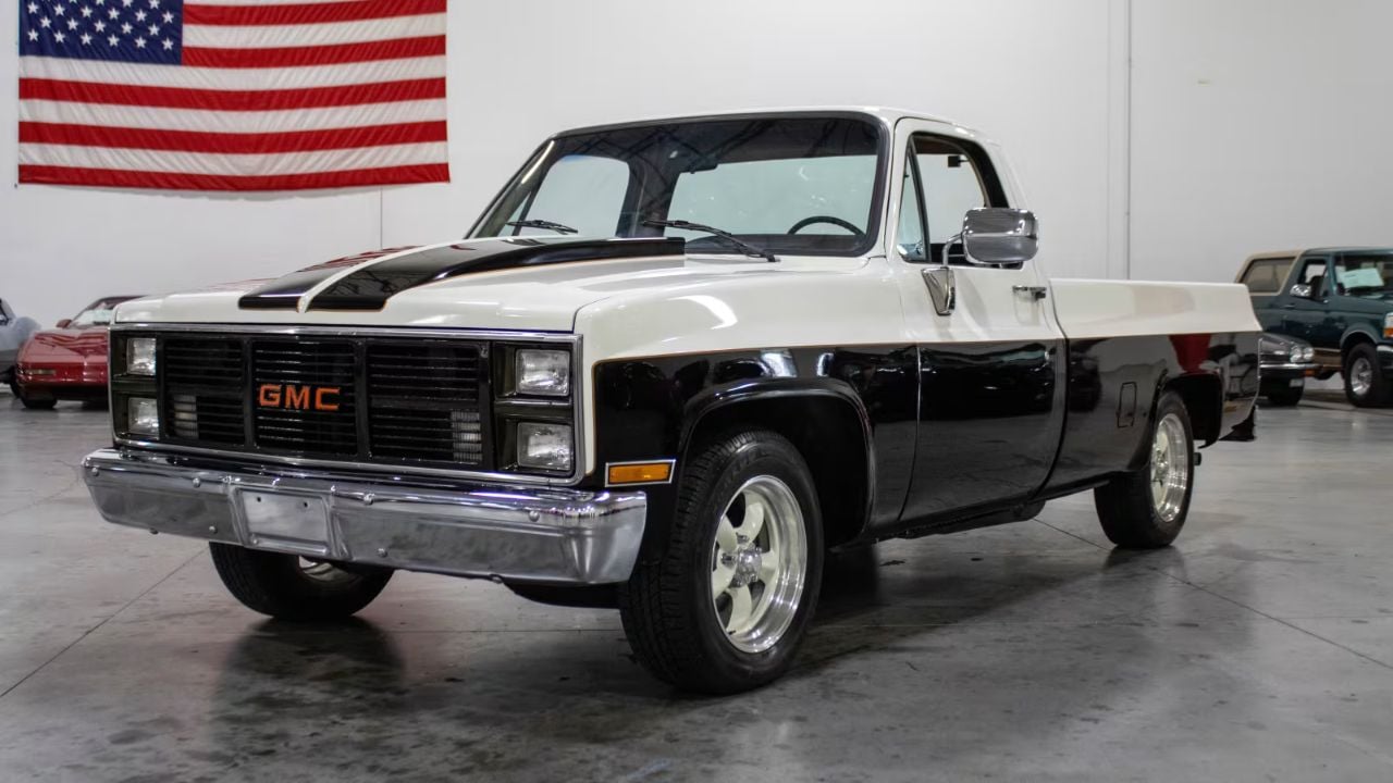 1987 GMC Sierra Classic Pickup