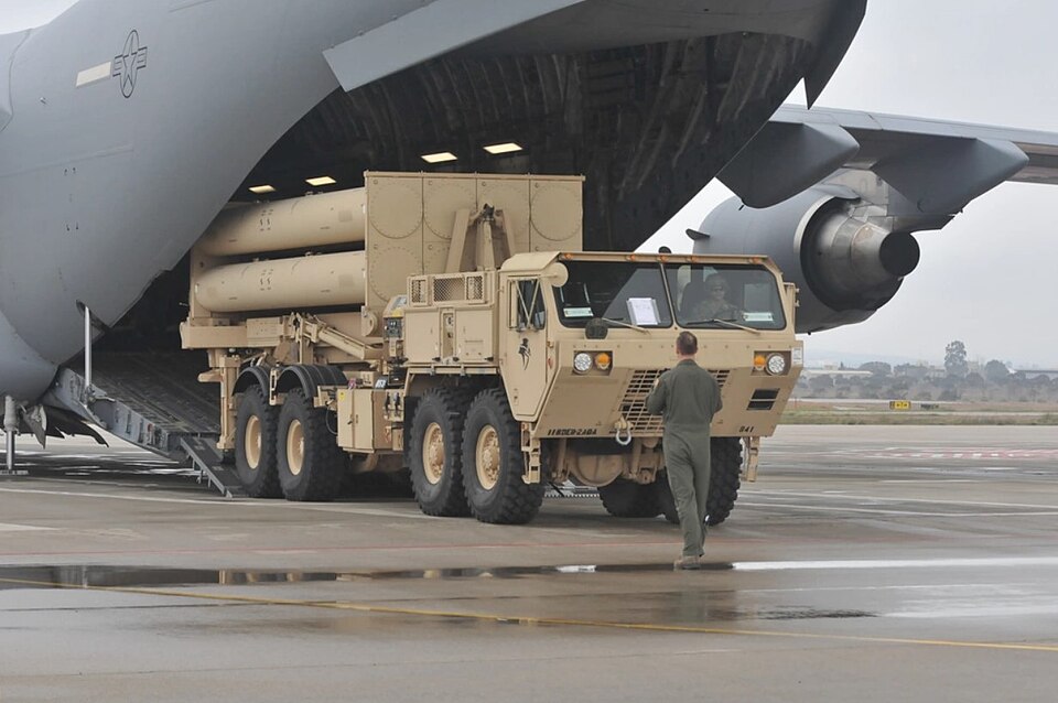A U.S. Army Terminal High Altitude Area Defense being transported through the C-17 Globemaster III.
