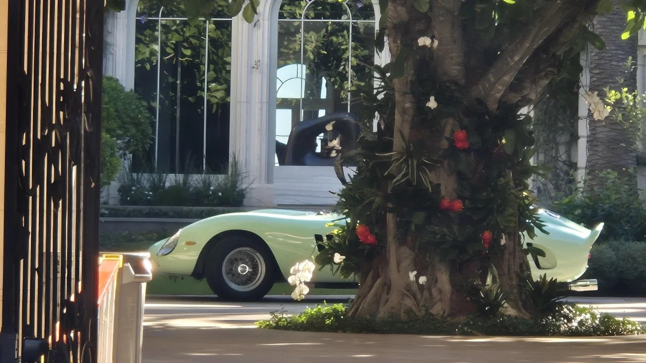 Uber Driver Found Ferrari