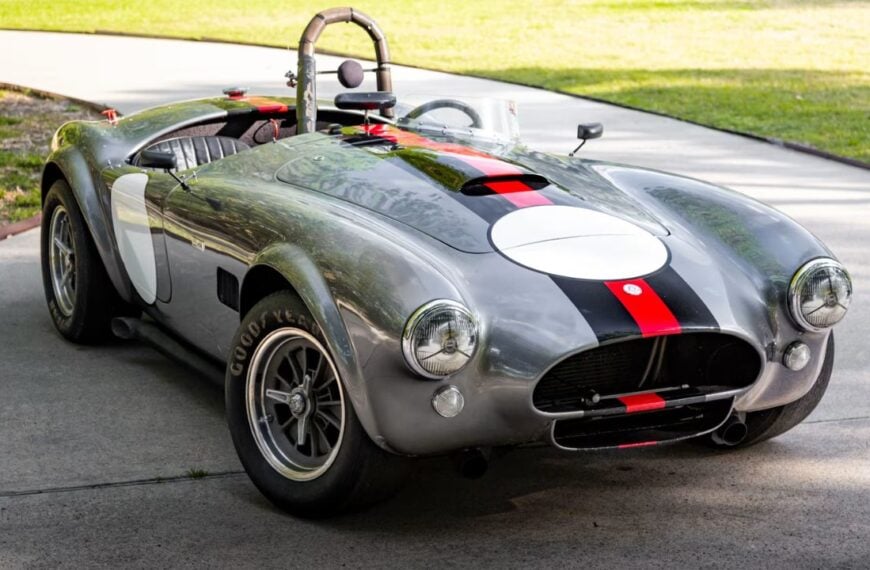 1965 Shelby 289 Cobra Roadster