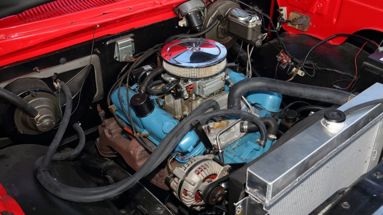 1978 Dodge 150 360 cubic-inch V-8 engine