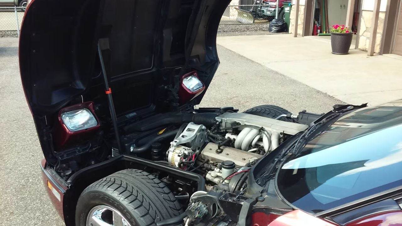 Chevrolet Corvette L98 5.7-liter V8
