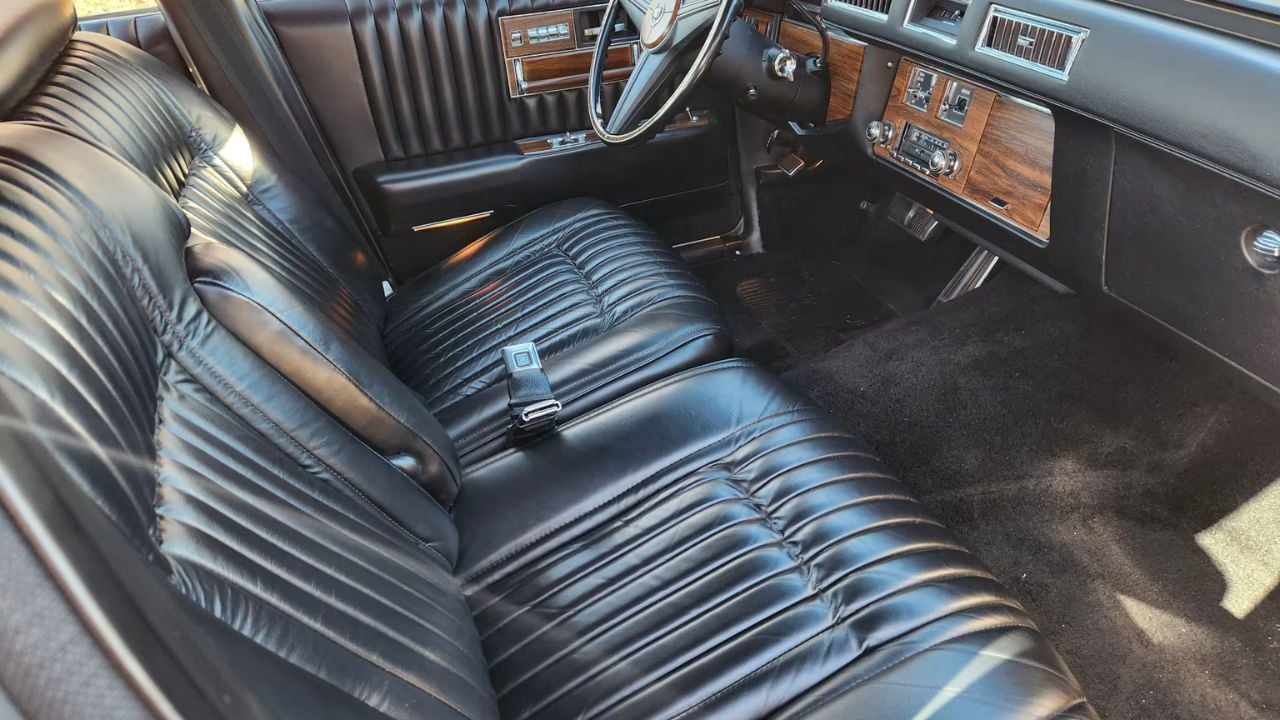 1976 Cadillac Seville cabin
